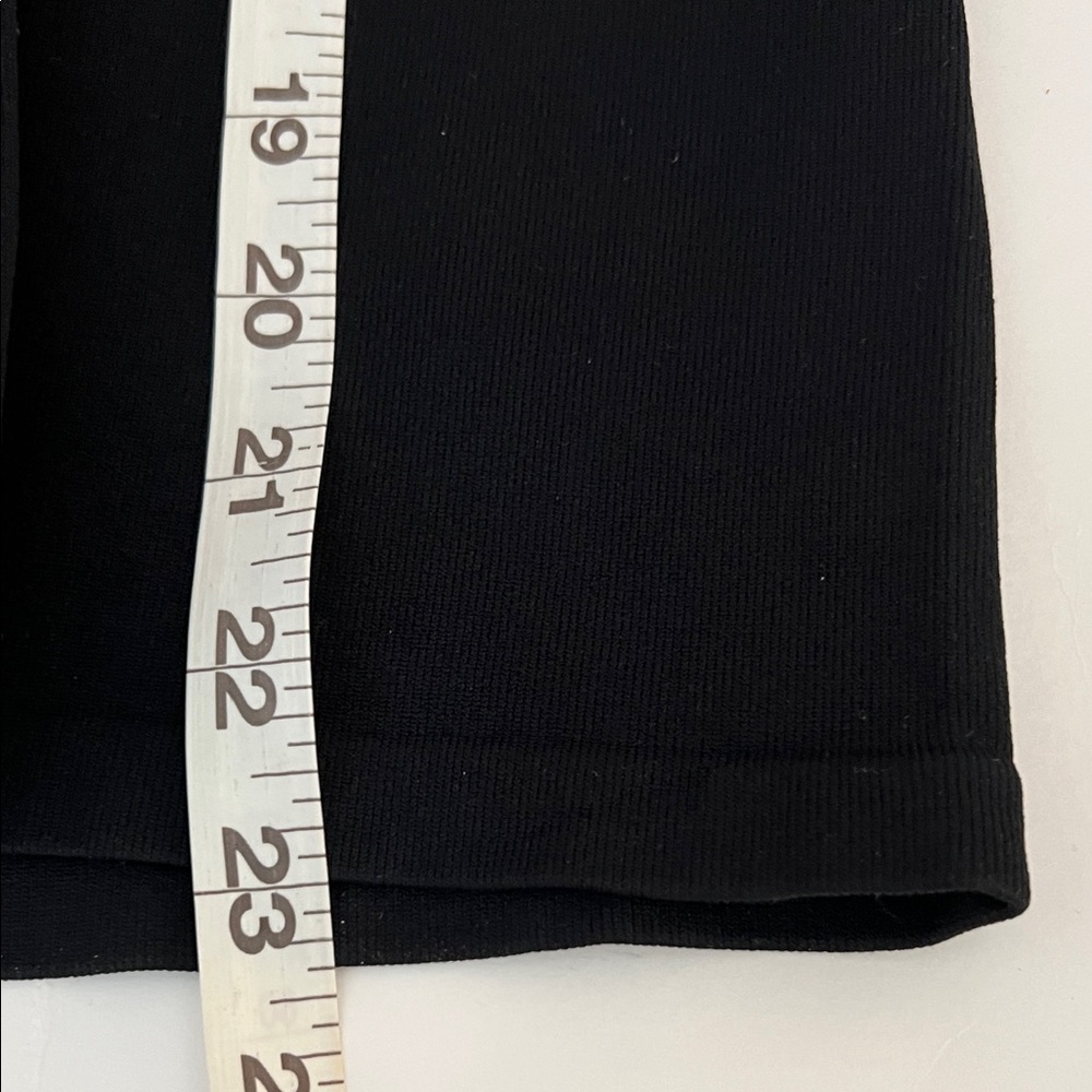 OQQ Women's Black Long-Sleeve Crewneck Fitted Tee tight thick size Large Ihave 2 - Picture 5 of 5
